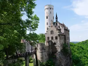 Средновековни замъци и крепости - Снимка Замъкът Гутенберг/Лихтенщайн в Германия