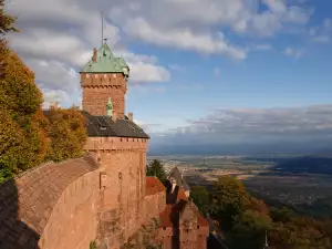 Средновековни замъци и крепости - Снимка Замъкът Хаут-Кьонигсберг във Франция