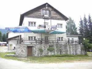 Gotse Delchev Hut in Pirin