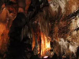 Пещерата Снежанка
