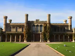 Най-красивите дворци в света - Снимка Замъкът Линкълн