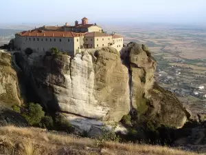 Най-красивите манастири по света - Снимка Метеора Гърция