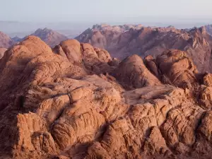 Най-красивите планини в света - Снимка Връх Синай в Африка