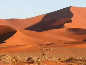 Природни Забележителности - Снимка Нумибийската Пустиня