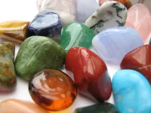 The importance and meaning of stones in our dreams