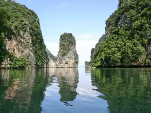 Природни Забележителности - Снимка Панг Нга във Тайланд