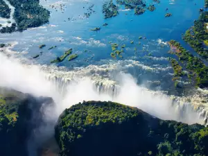 Най-красивите водопади в света - Снимка Водопадът Виктория, Зимбабве