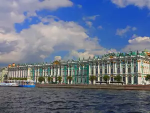 Най-красивите дворци в света - Снимка Зимният дворец в Санкт Петербург