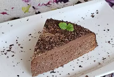 Keto Cake with Chocolate Topping