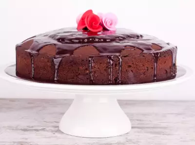 Как быстро и красиво украсить торт в домашних условиях