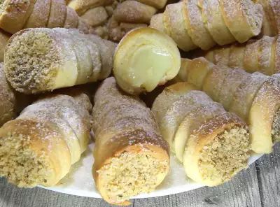 Вафельные трубочки со сладкой начинкой - пошаговый рецепт с фото на luchistii-sudak.ru