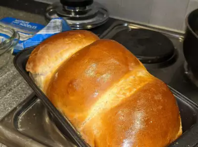 Как испечь настоящую буханку хлеба на сухих дрожжах за 5 минут: справится и ребенок