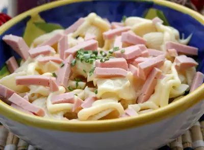 Теплый салат с макаронами (Pastas salati)