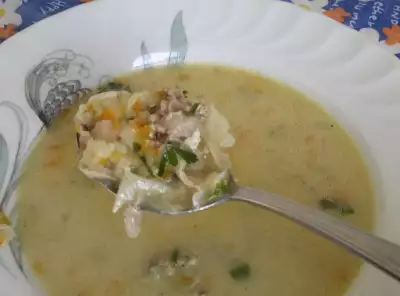 Sopa de pollo con quinoa - Receta 