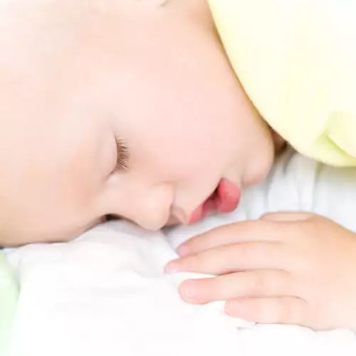 Защо детето не трябва да спи при родителите?