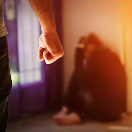 Домашно насилие: как да защитим себе си и децата?