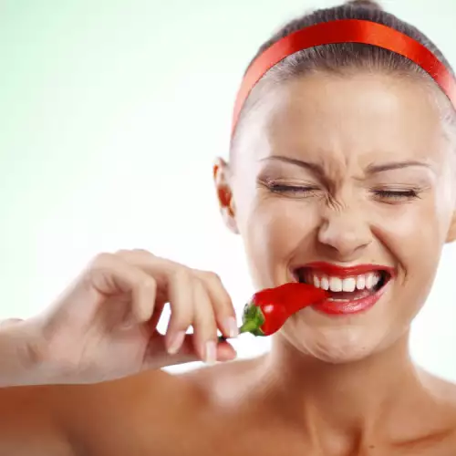 For a Healthy Heart, Eat Chili Peppers to your Heart`s Content