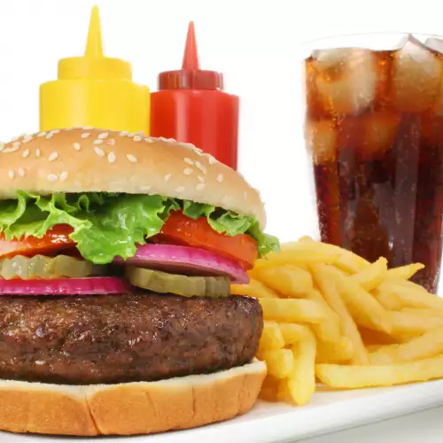 Американците изяждат 20 млрд. хамбургера на година