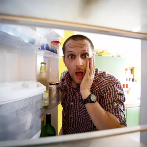 Why Shouldn`t Hot Food be Placed in the Fridge?