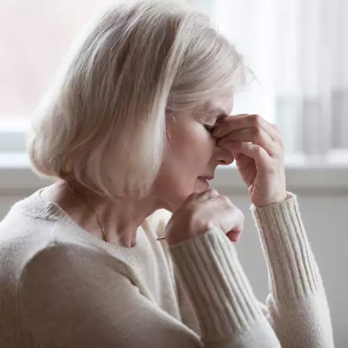 Как да се справим с най-тежките симптоми на менопаузата?