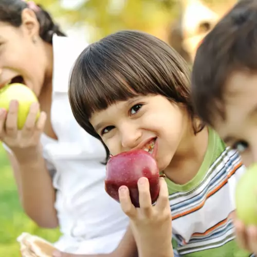 Добра практика: Как децата да се хранят здравословно