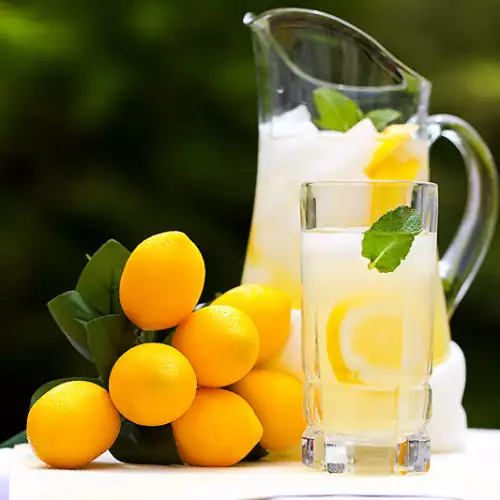 Вода с лимоном для отличного здоровья и фигуры