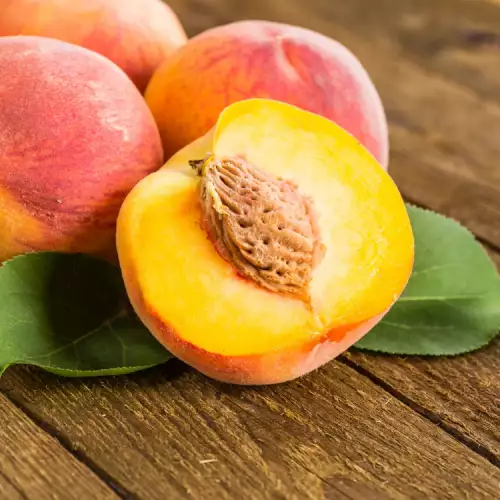 Полезные свойства персика и персиковых косточек