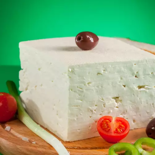 Kako da prepoznate pravi sir