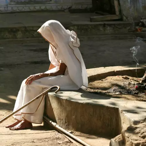 Проклятието да си вдовица в Индия