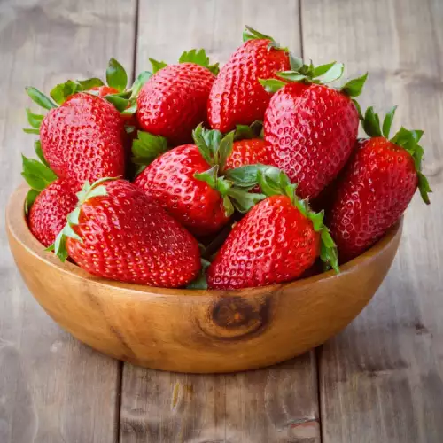 Какви витамини има в ягодите?
