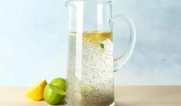 Voda sa čiom i limunom