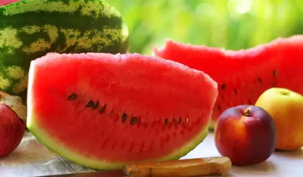 Juicy ripe watermelon slice
