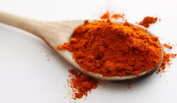 Šta sadrži ljuta paprika i za šta je korisna?