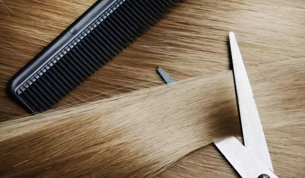 Честото подстригване ще предотврати накъсване и цъфтене на косата