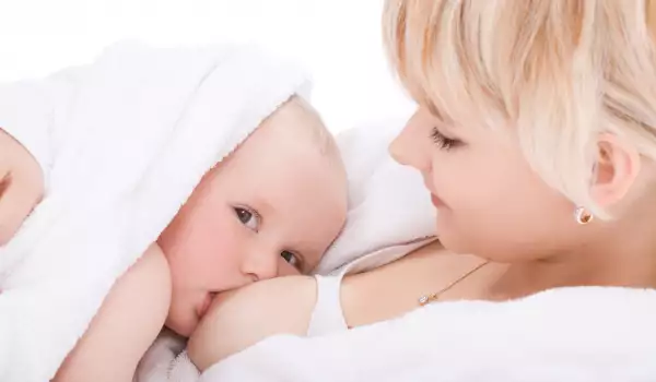 Кърмене на бебета