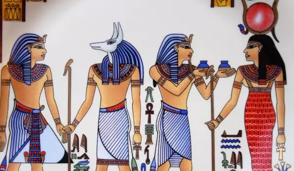 Рисунка на Нефертити