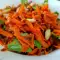 Herbstsalat mit Karotten, Basilikum und Buchweizen