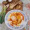 Яйца с млечен сос и чесън