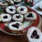 Christmas Linzer Cookies with Marmalade
