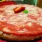 Marmorierter Cheesecake mit Erdbeeren und Limetten