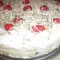 Млечна торта с ягоди и бишкоти