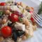 Mediterraner Salat mit Orzo Pasta