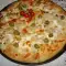 Вегетарианска пица с карфиол и маслини