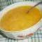 Gesunde Suppe aus roten Linsen