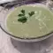 Студена здравословна супа от краставица и авокадо