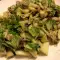 Зеленый салат с грибами и филе