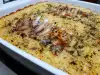 Churrasco de cordero con arroz y cebolla