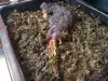 Агнешко бутче със спанак и картофи
