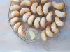 Молдовски бисквити с мармалад и глазура