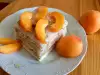 Бисквитена торта с кайсии